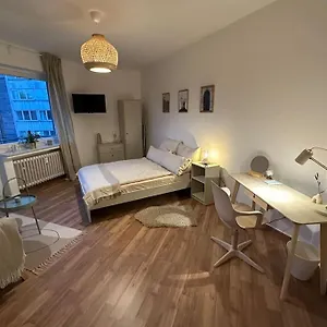 Mit Wohnkuche & Balkon Deutschland