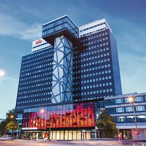 4* מלון Riu Plaza Am Kurfuerstendamm